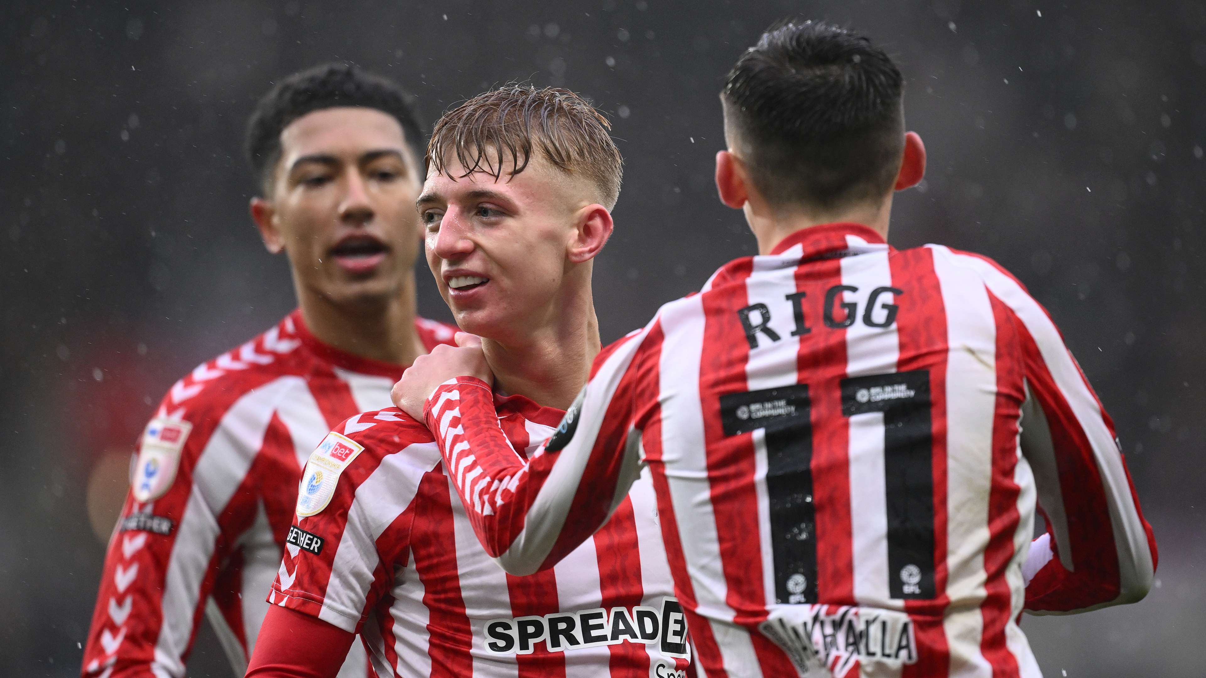 更是对球员 更是对球员