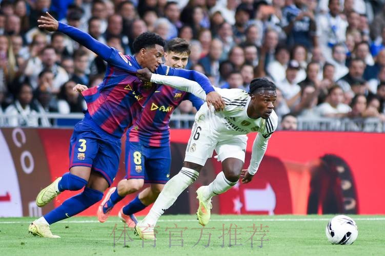 与皇马的比赛暴露问题 巴萨希望今夏租借坎塞洛